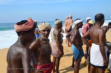 Fishing with net, Chowara Beach,_DSC_9926_H600